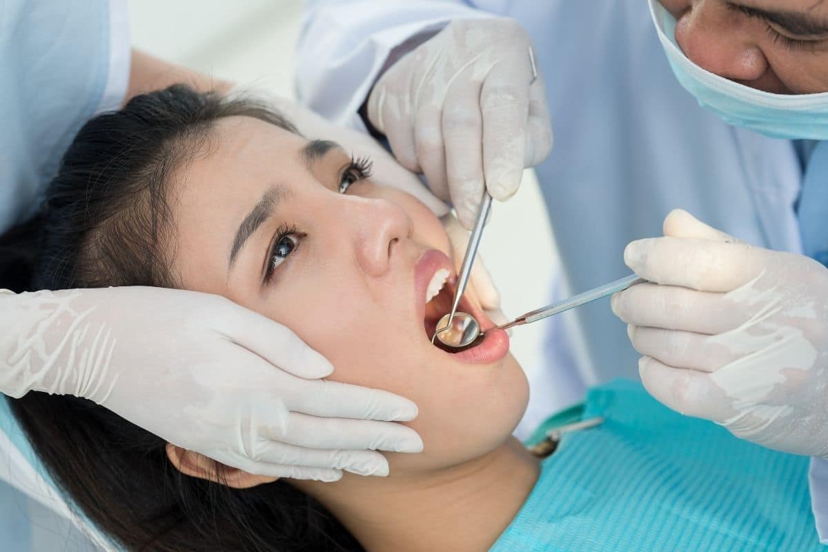 what causes rotten teeth