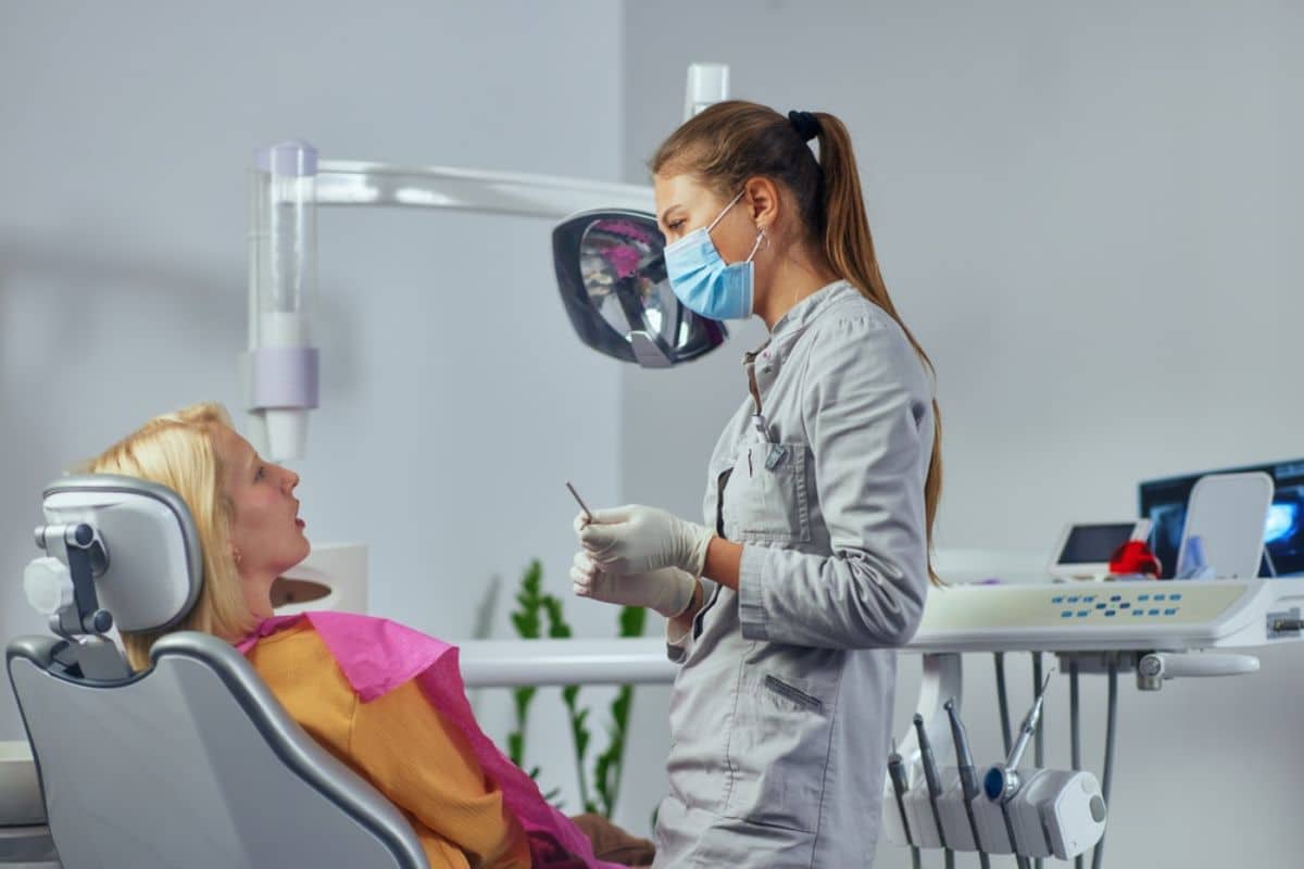 Dentist